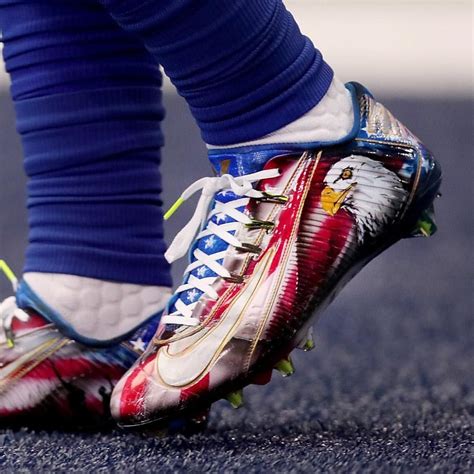 costumizable football cleats.